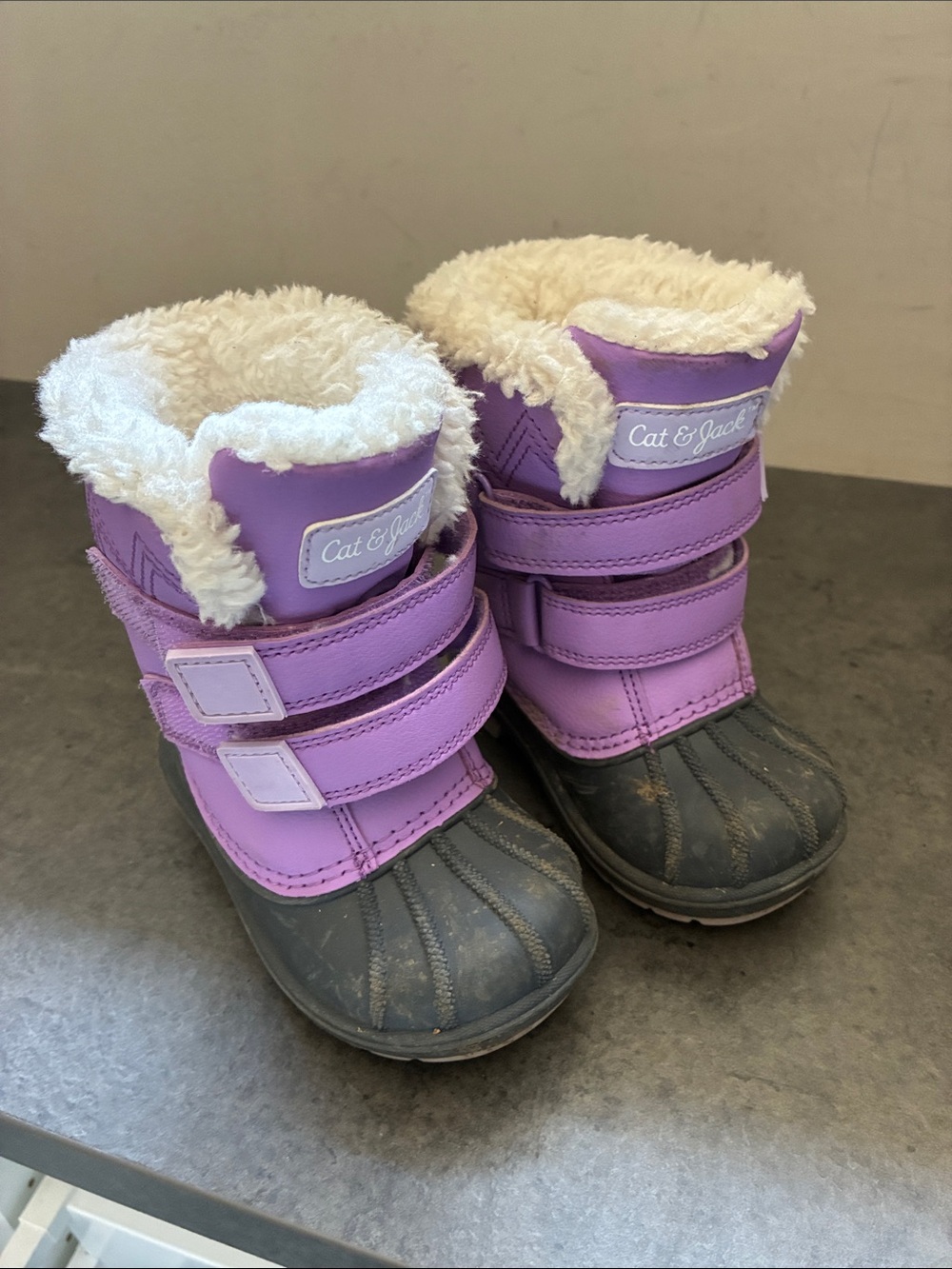 Kids purple winter boots